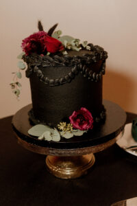 Black wedding cake